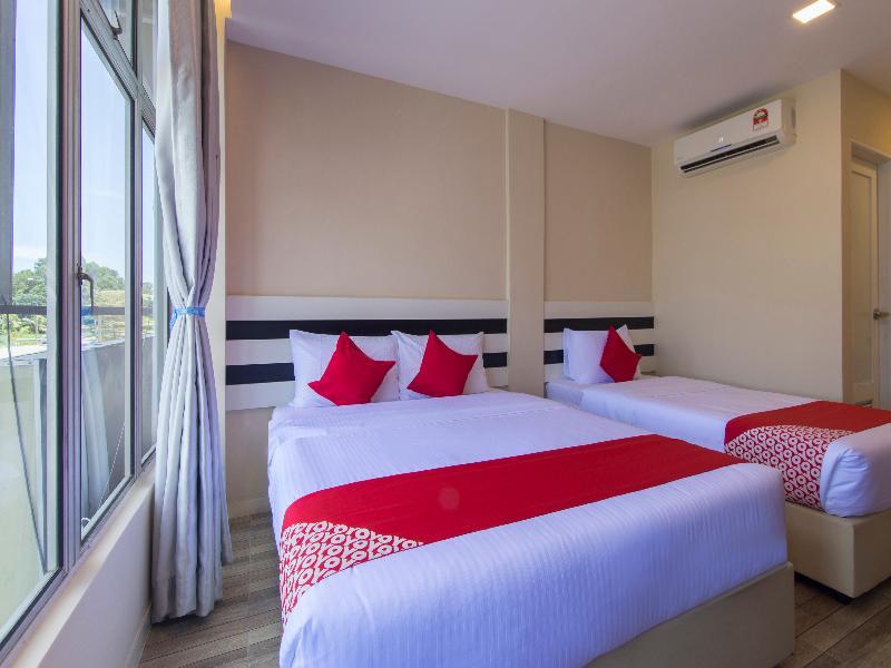 Super Oyo 1145 Lea Guest House & Cafe Lukut Exterior foto